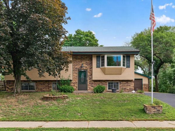 802 Charlotte Drive , Anoka, MN 55303