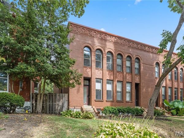 4343 Laclede Avenue, St Louis, MO 63108
