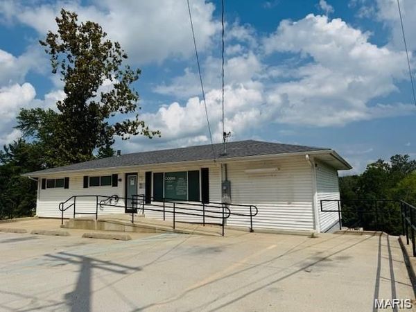 1336 Clover Drive , Jackson, MO 63755