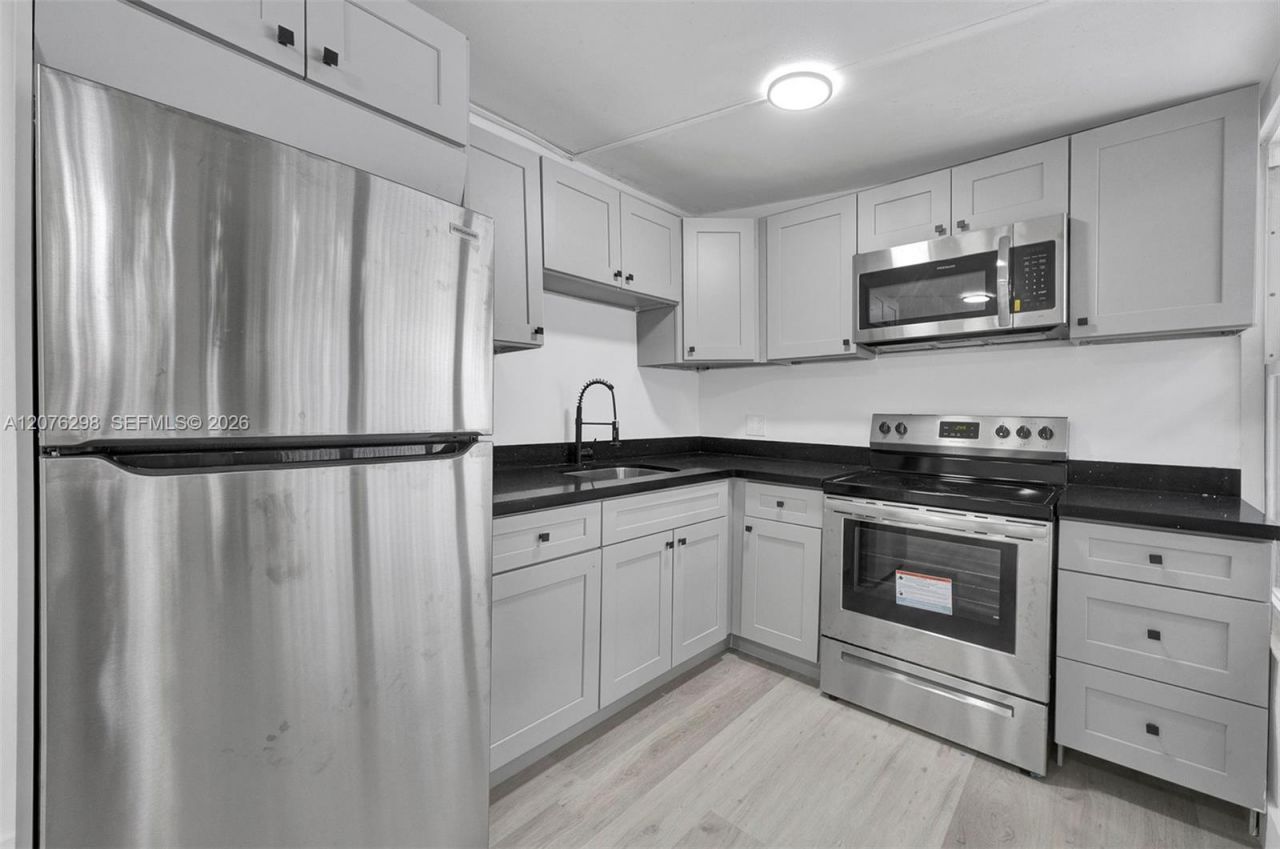 Please Call For Address, Miami, FL 33134 Photo