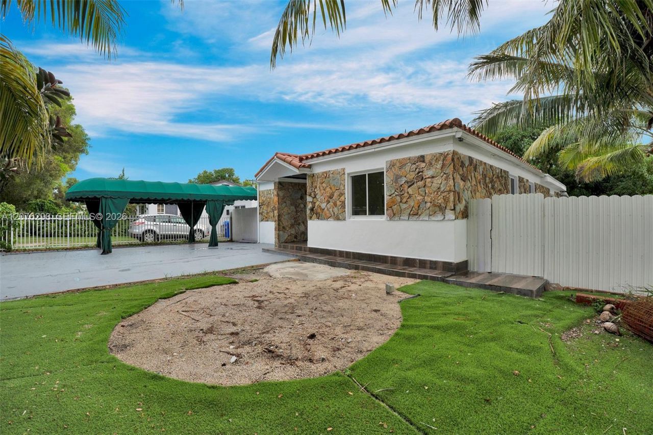 Please Call For Address, Miami, FL 33134 Photo