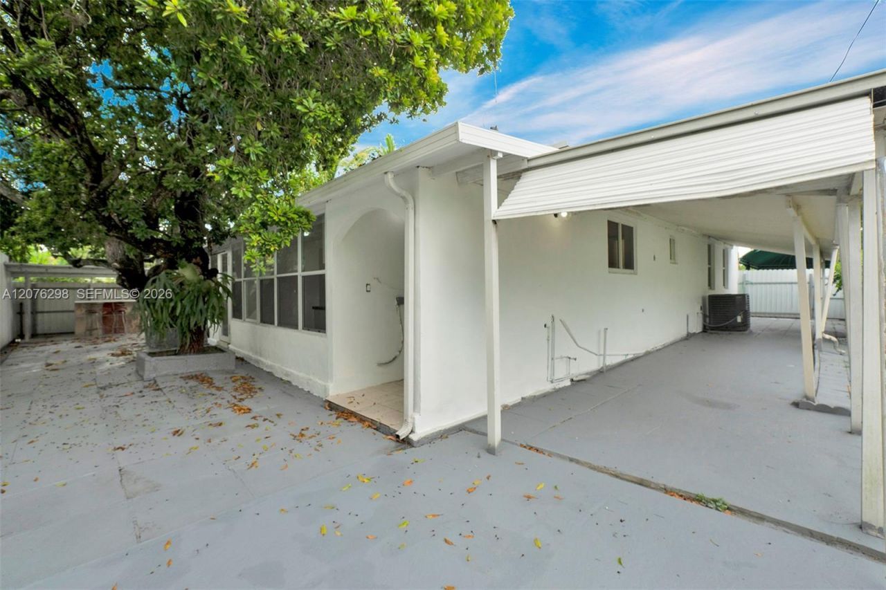 Please Call For Address, Miami, FL 33134 Photo