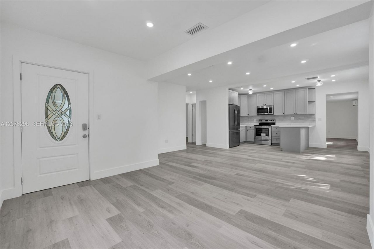 Please Call For Address, Miami, FL 33134 Photo