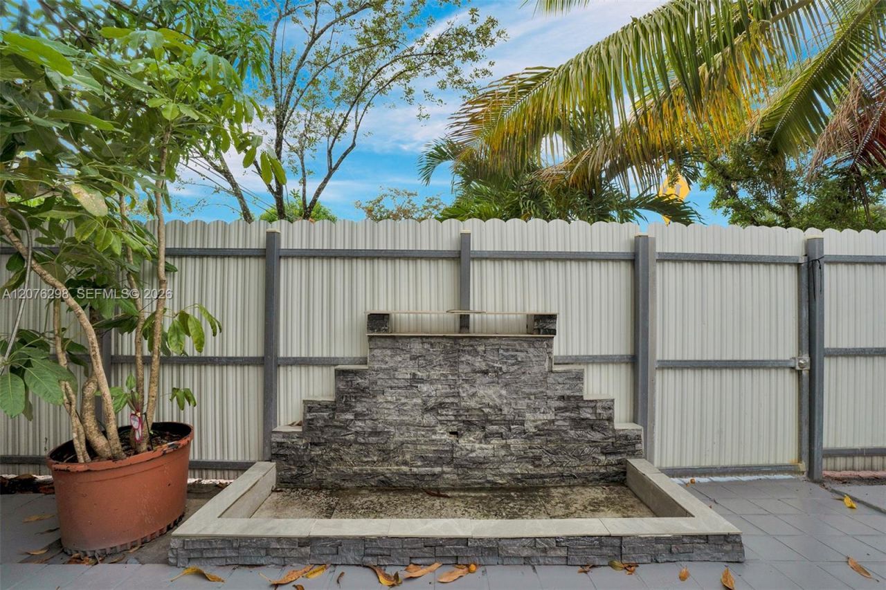 Please Call For Address, Miami, FL 33134 Photo
