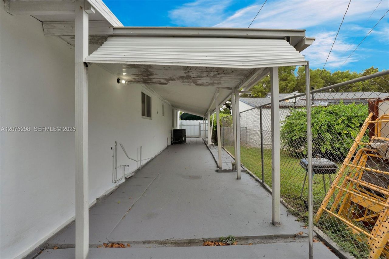 Please Call For Address, Miami, FL 33134 Photo