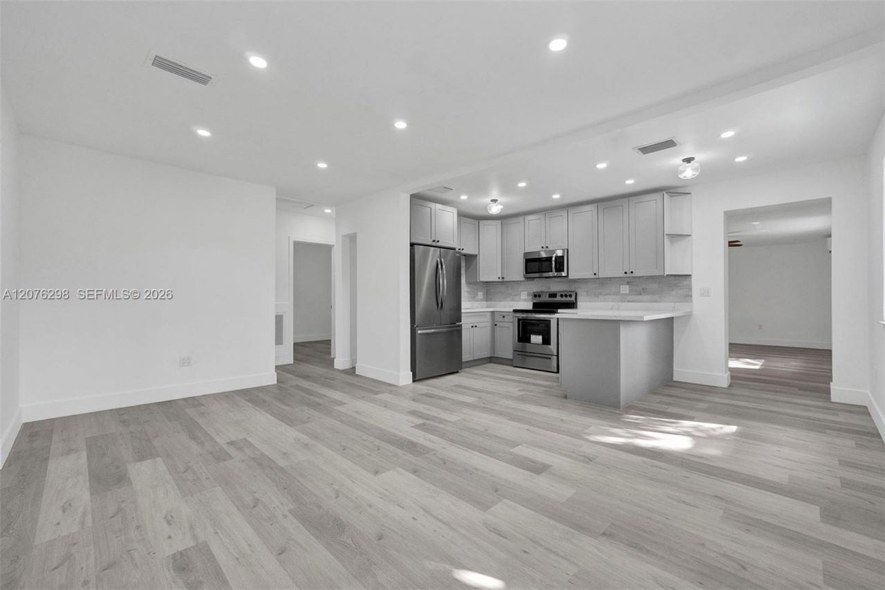 Please Call For Address, Miami, FL 33134 Photo