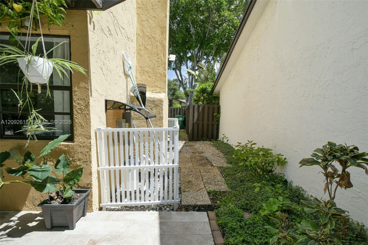 11624 SW 135th Pl, Miami, FL 33186 Photo