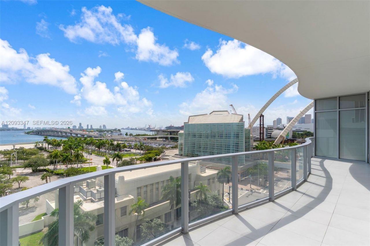1400 Biscayne Blvd , Unit 706, Miami, FL 33132 Photo
