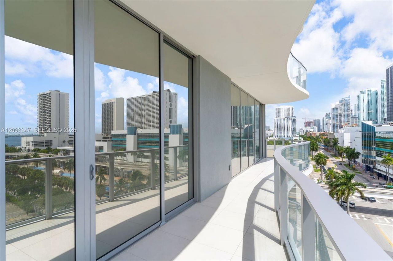 1400 Biscayne Blvd , Unit 706, Miami, FL 33132 Photo