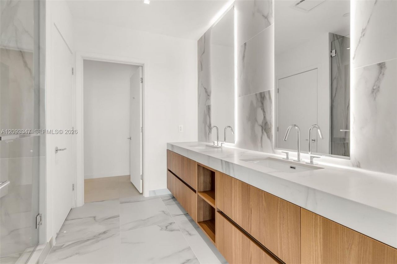 1400 Biscayne Blvd , Unit 706, Miami, FL 33132 Photo