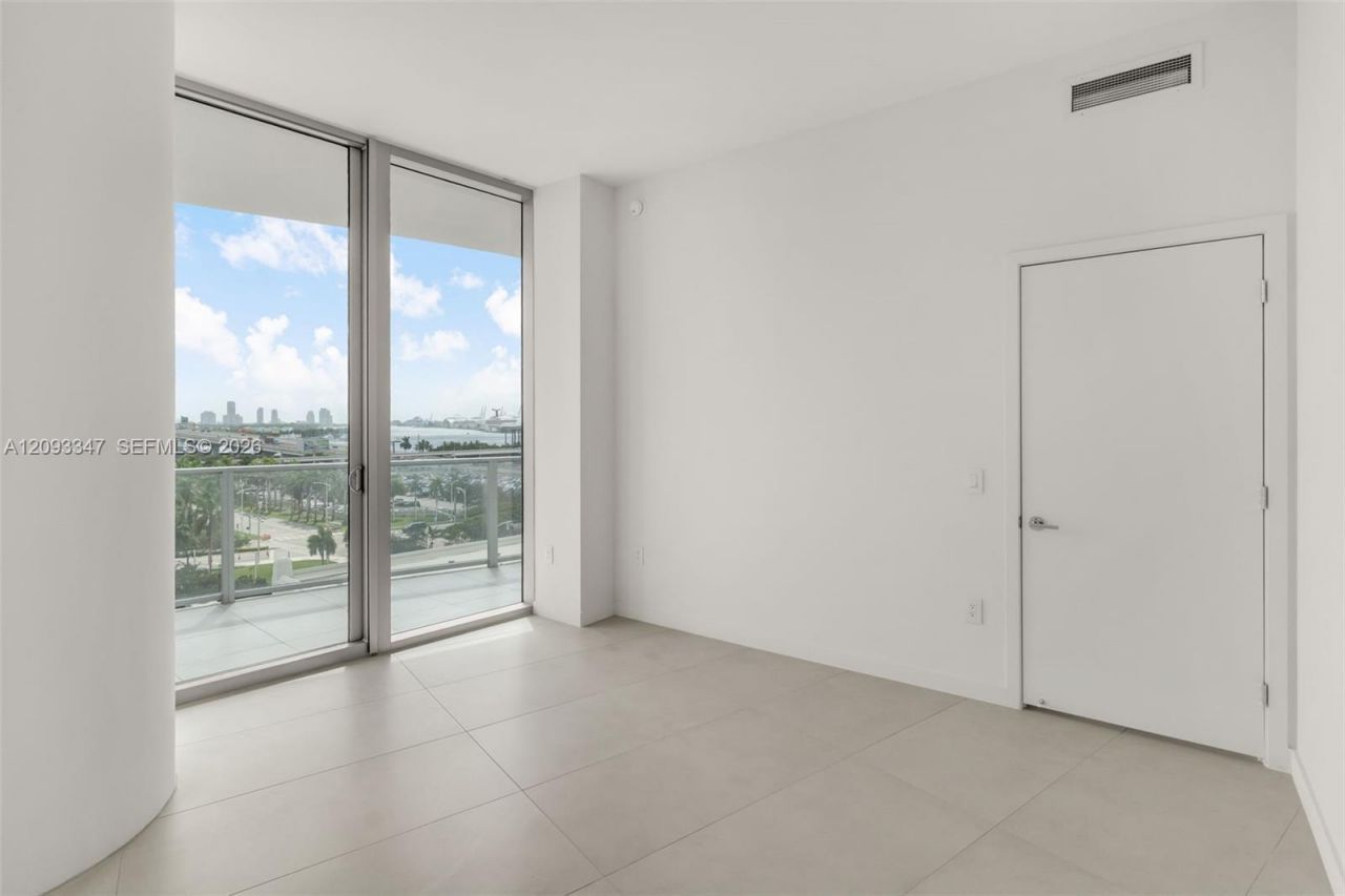 1400 Biscayne Blvd , Unit 706, Miami, FL 33132 Photo