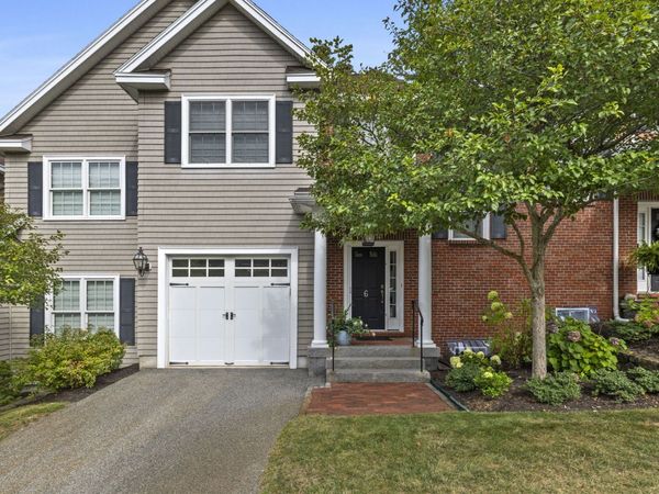 900 Lynnfield Street, Unit 6, Lynnfield, MA 01940