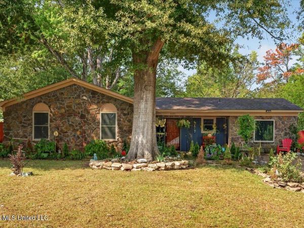 5591 Cherokee Drive, Horn Lake, MS 38637