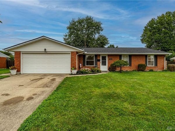 7701 Shepherdess Drive, Huber Heights, OH 45424