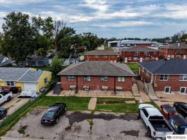 6918 S 39th Street, Bellevue, NE 68147