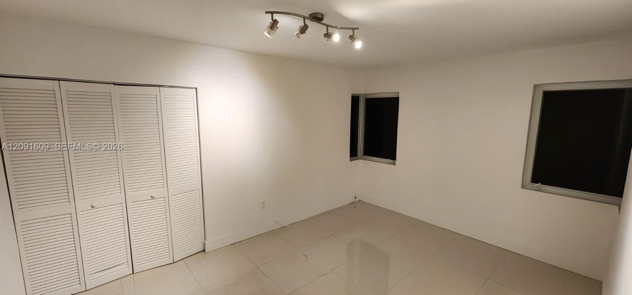 9516 Abbott Ave, Surfside, FL 33154 Photo