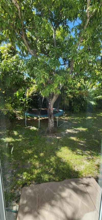 9516 Abbott Ave, Surfside, FL 33154 Photo