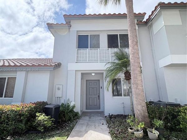 20844 NW 2nd St , Pembroke Pines, FL 33029