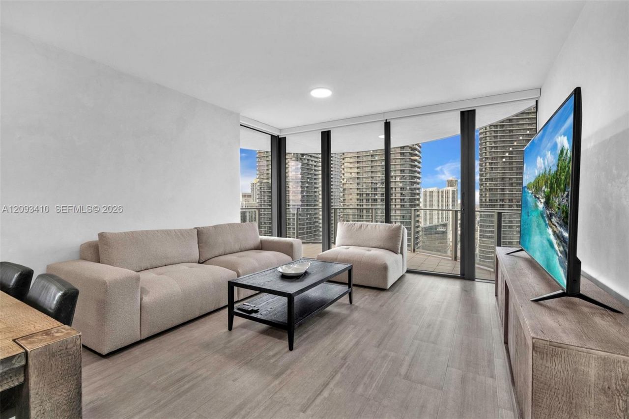 1000 Brickell Plz , Unit 3112, Miami, FL 33131 Photo