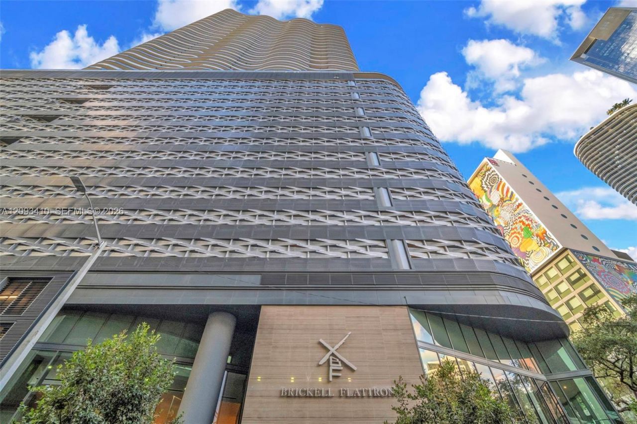 1000 Brickell Plz , Unit 3112, Miami, FL 33131 Photo