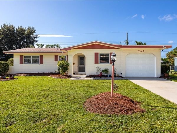 2342 Burton AVE , FORT MYERS, FL 33907