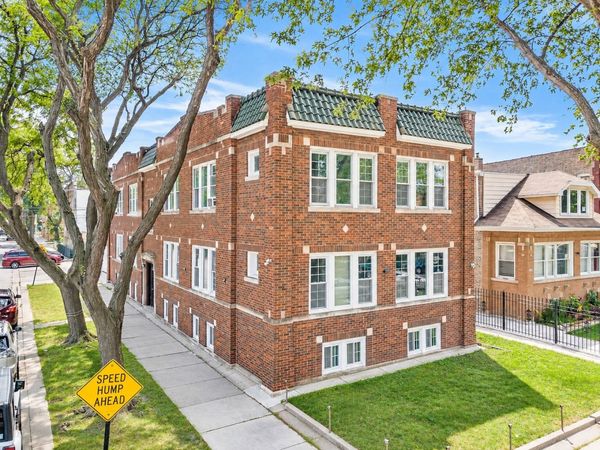 2950 N Lavergne Avenue, Unit 2, Chicago, IL 60641