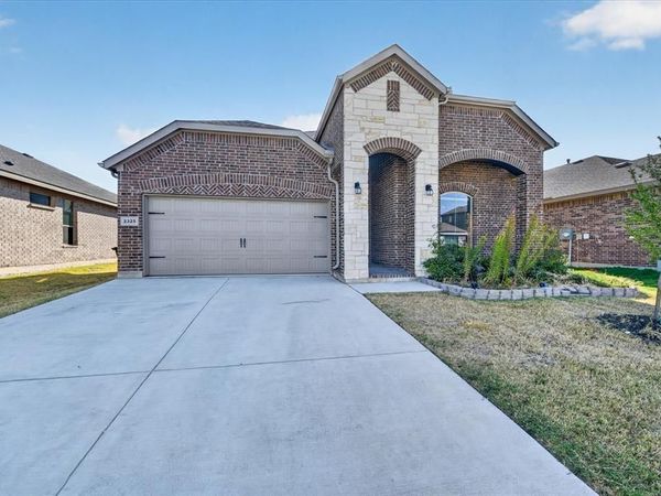 2325 Sun Star Drive, Haslet, TX 76052