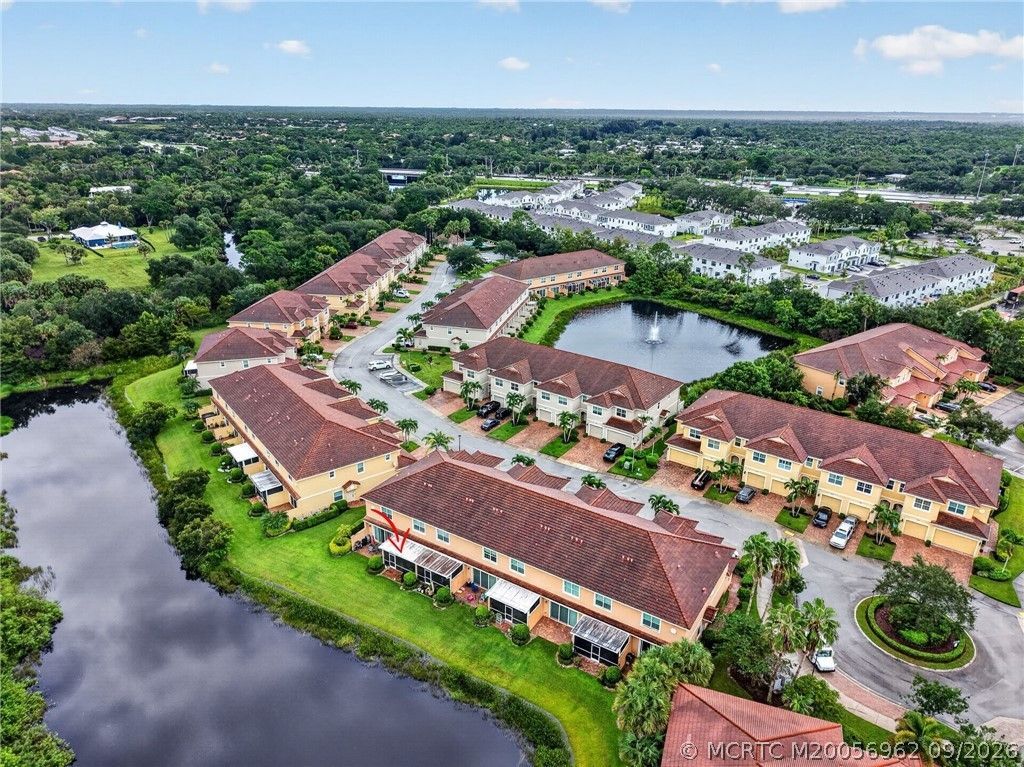 651 SW Glen Crest Way , Stuart, FL 34997 Photo