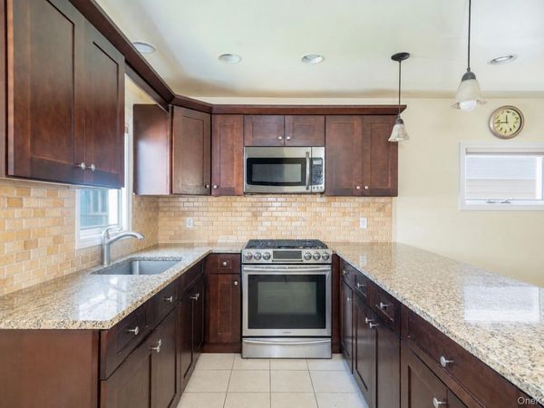 11 Schuyler Terrace , Bronx, NY 10465