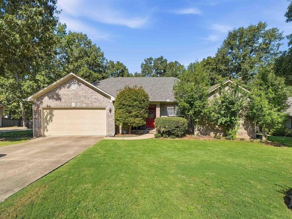 19614 Hunters Woods Drive, Little Rock, AR 72210