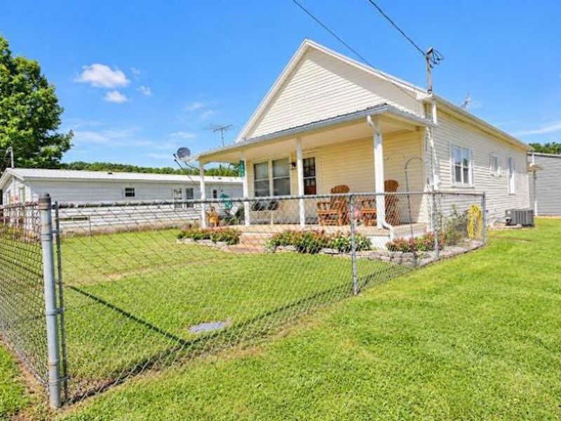 1820 North Street , Stockport, OH 43787 Photo 36