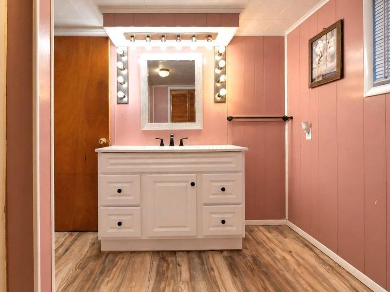 1820 North Street , Stockport, OH 43787 Photo 8
