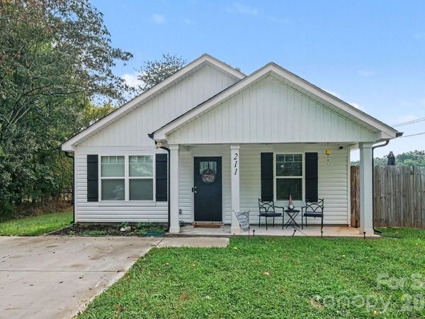 211 Mccurdy Avenue , Albemarle, NC 28001