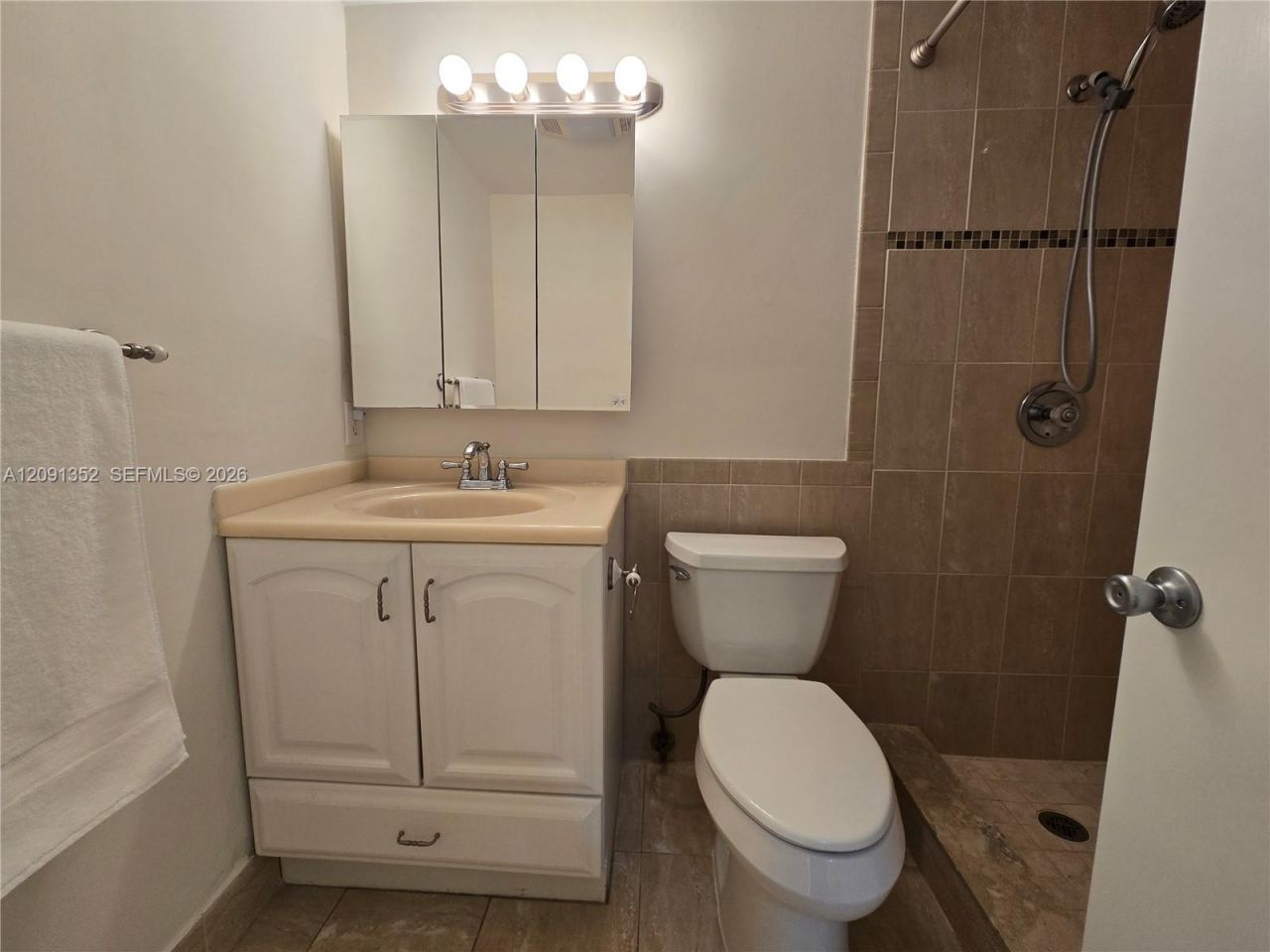 880 W Horizons W , Unit 205, Boynton Beach, FL 33435 Photo