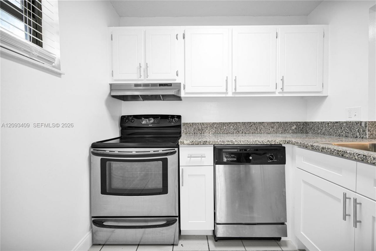 7550 Stirling Rd , Unit B306, Davie, FL 33024 Photo