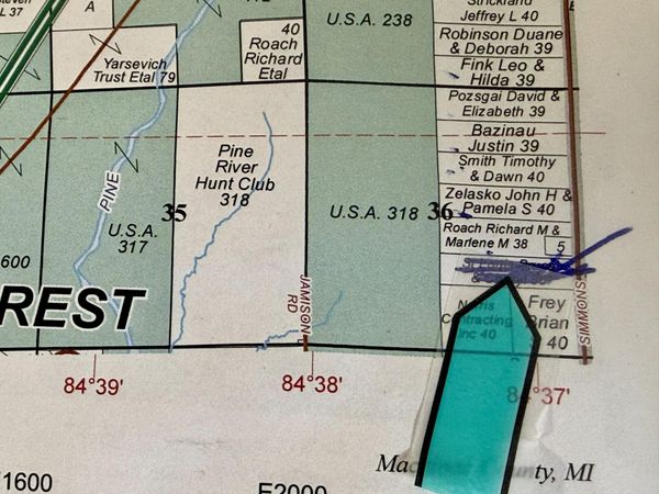 5618 E Simmons RD, Hessel, MI 49745