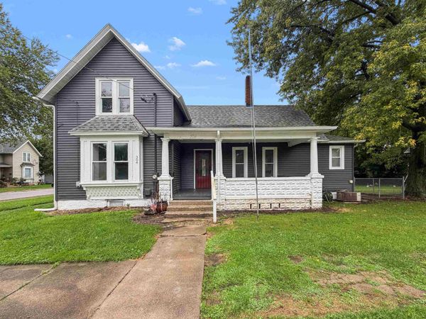 304 W Jackson Street, BELVIDERE, IL 61008