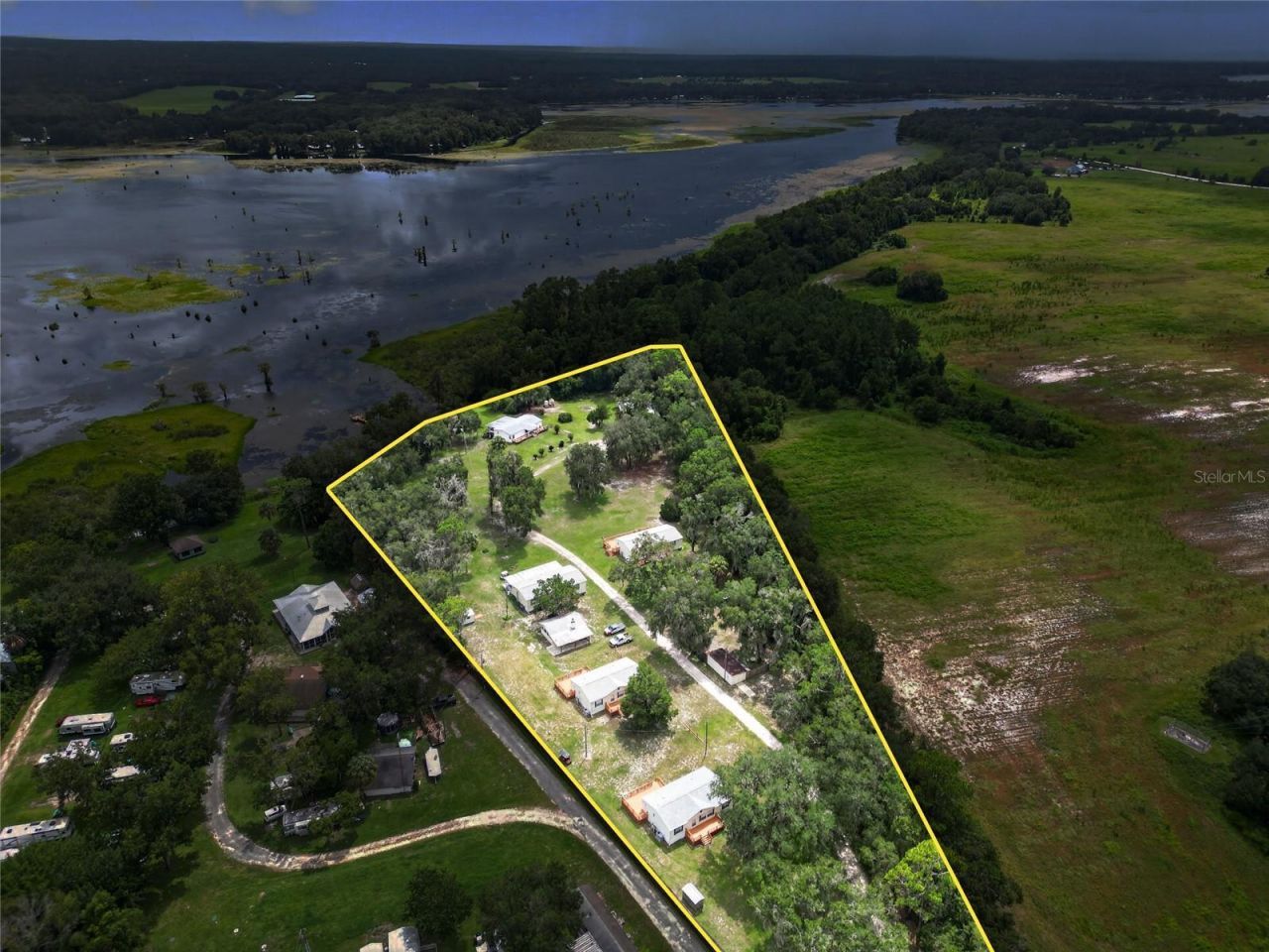 13550 Highway 40 E, Dunnellon, FL 34431 Photo