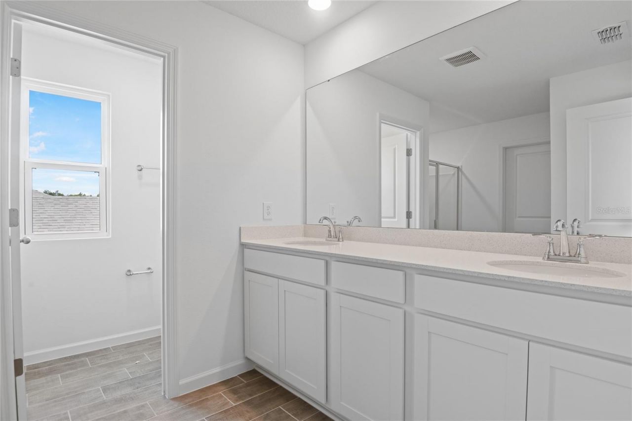 753 Lake Dell Avenue , Dundee, FL 33838 Photo