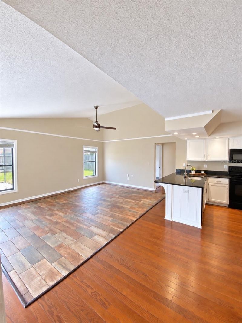 1912 Elk Spring Drive, Brandon, FL 33511 Photo
