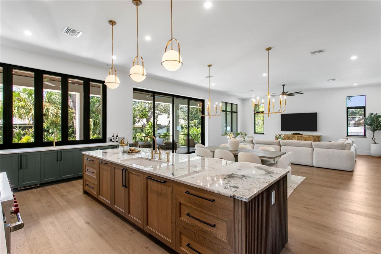 403 S Barbara Lane, Tampa, FL 33609 Photo