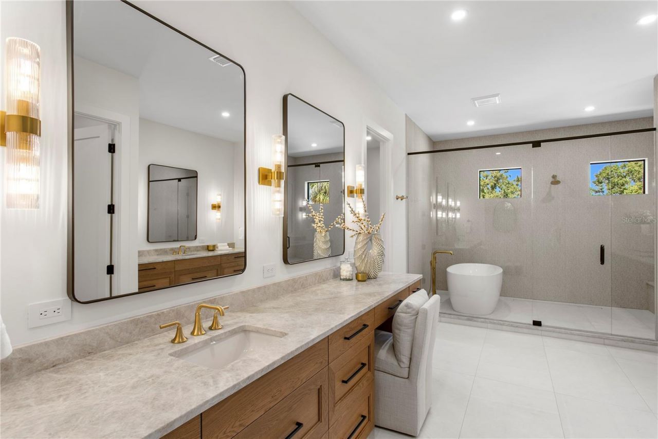 403 S Barbara Lane, Tampa, FL 33609 Photo