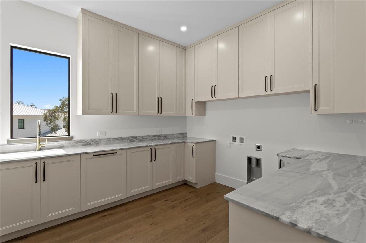 403 S Barbara Lane, Tampa, FL 33609 Photo