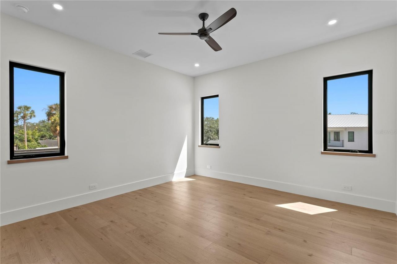 403 S Barbara Lane, Tampa, FL 33609 Photo