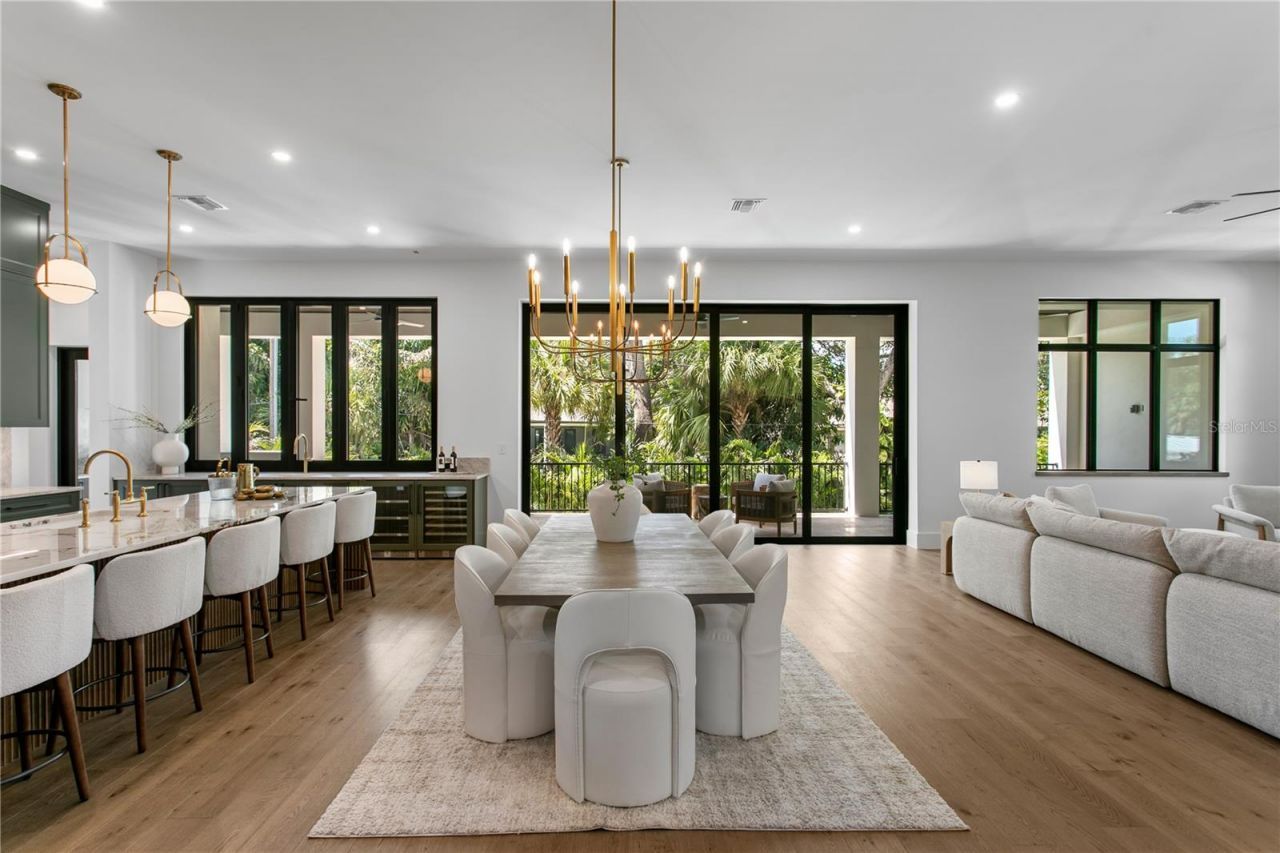 403 S Barbara Lane, Tampa, FL 33609 Photo