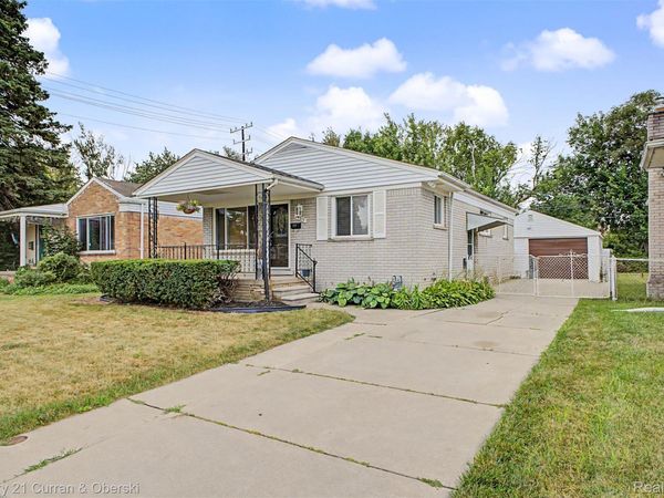 24315 Currier Street , Dearborn Heights, Mi 48125