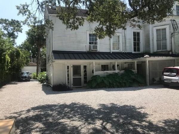 813 BURDETTE Street , New Orleans, LA 70118