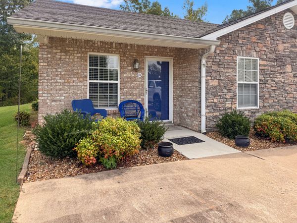 114 Colson Village Ct, Dover, TN 37058