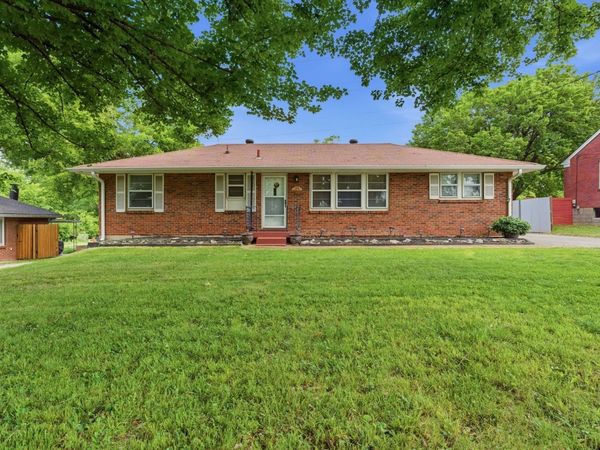 2636 Woodberry Dr , Nashville, TN 37214