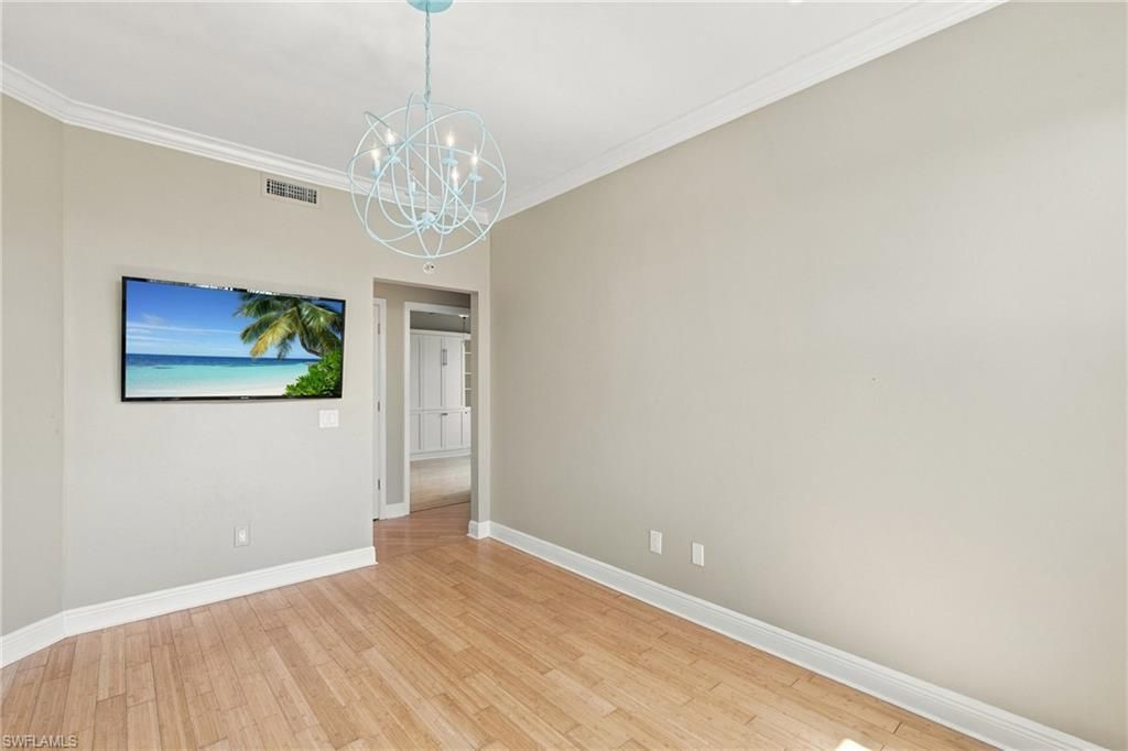 430 Cove Tower Dr, Unit 501, Naples, FL 34110 Photo